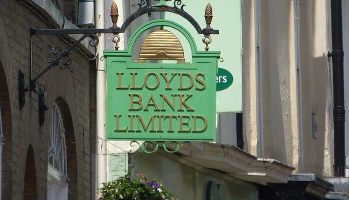 Lloyds Banking Group overdraft charges